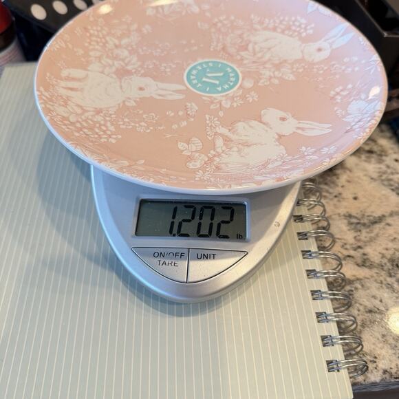 Martha Stewart Plate Pink/White Bunny Rabbit Easter Cottage Core Granny NWT - Picture 4 of 4